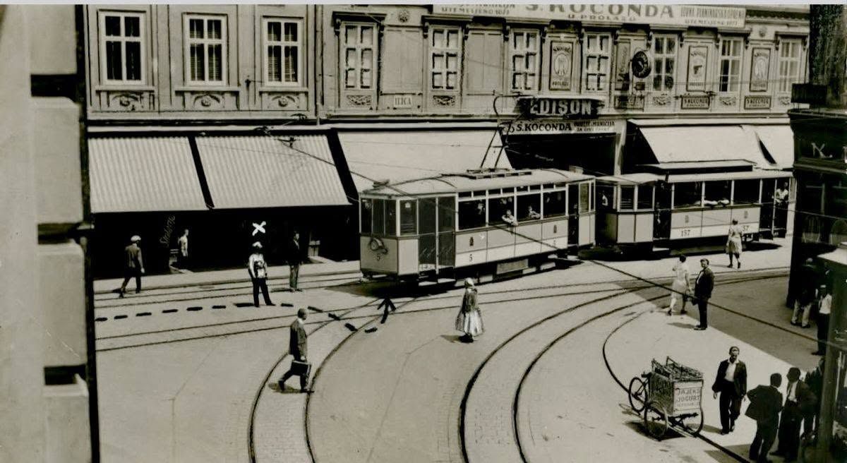 Tramvaj na križanju Ilice i Frankopanske 1930. godine (Foto Vladimir Horvat)